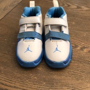 Blue & White Toddler Jordan sneakers ! Size 6.5